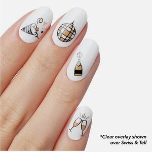 ⭐️ 4/$20 Color Street New Year Cheer accent nail set